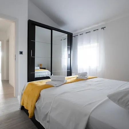 Ferara * Weißenburg