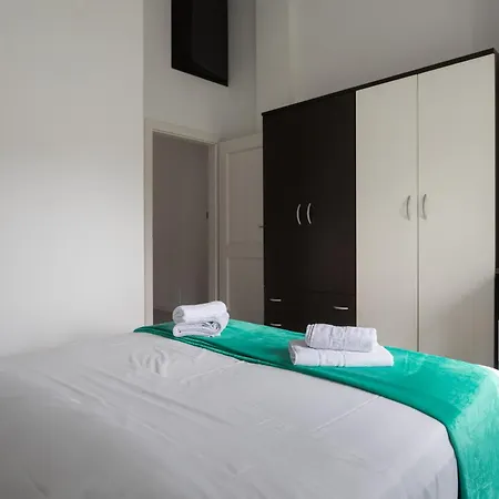 Ferara Apartment *