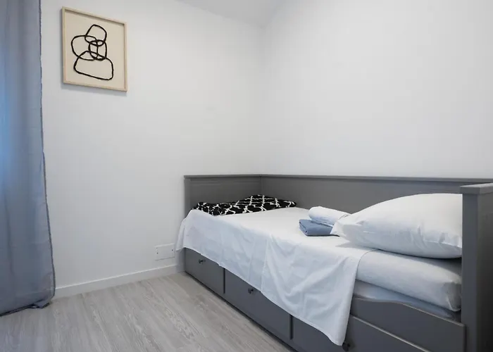 Ferara ビオグラード・ナ・モル