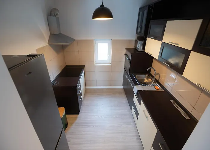 Ferara * Биоград-на-Мору