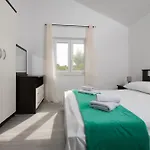 Ferara * Biograd Na Moru