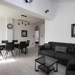 Appartement Ferara