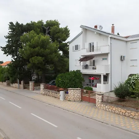 Ferara * Biograd Na Moru