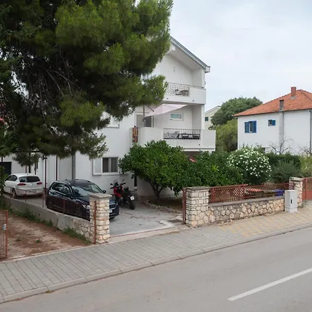 Ferara Appartement *