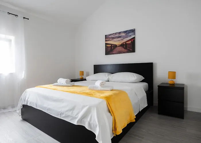 Ferara Biograd na Moru